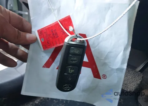 2019 Toyota Yaris Le from USA, damaged, VIN 3MYDLBYV8KY500163